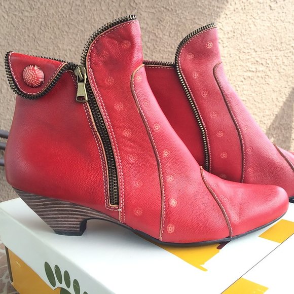 Spring Step Red Booties Chill Red size 39 (US 8.5) - Picture 1 of 9